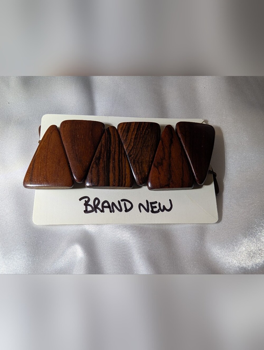 NWOT Boho Natural Wood Geometric Triangular Interlocking Stretch Cuff Bracelet